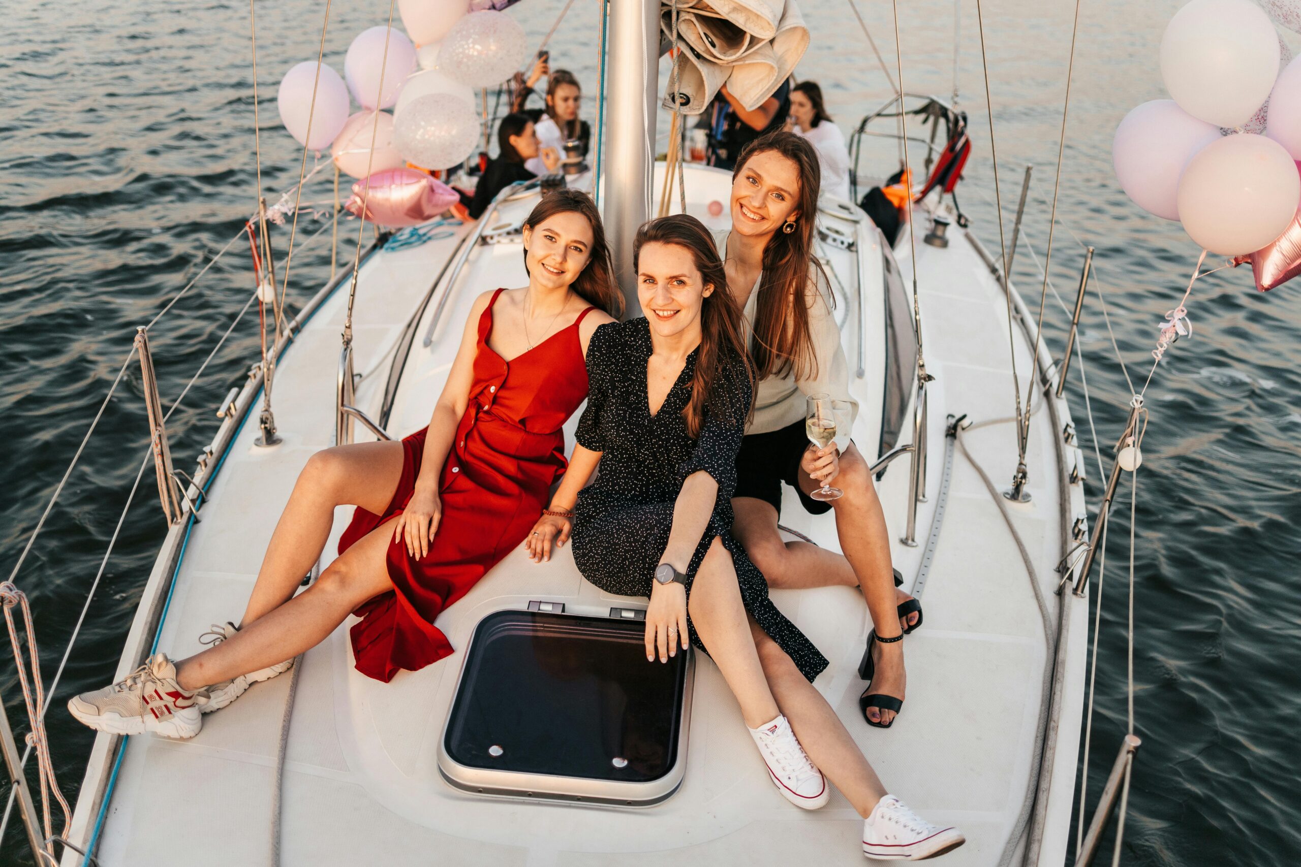 Hen Party Boat Hire London